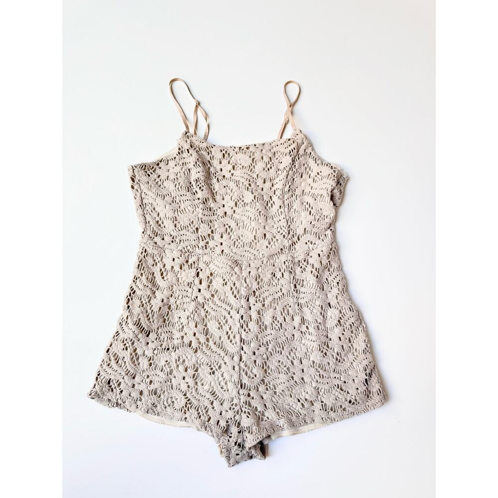 Sage Gray & Beige Blend Floral Crochet Lace Strappy Mini Romper Women's Small